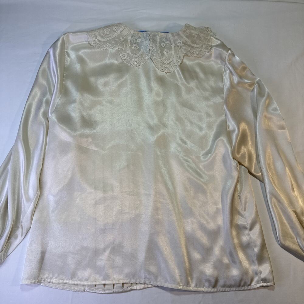 Y2K Ivory Satin Lace Blouse Womens 14 Romantic Coquette Pearl Buttons READ - Picture 10 of 10